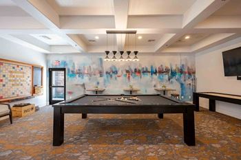 Entertainment room with billiards